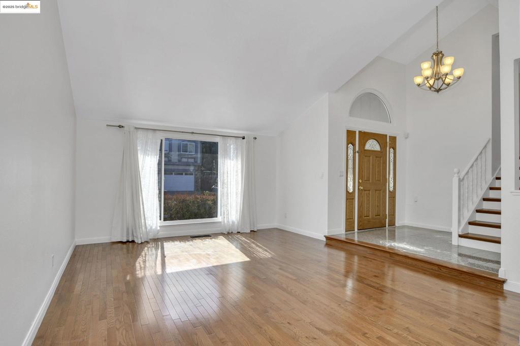 CLAYTON VALLEY - Residential