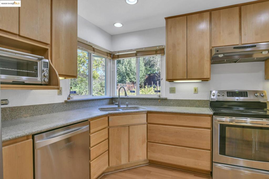 CLAYTON VALLEY - Residential