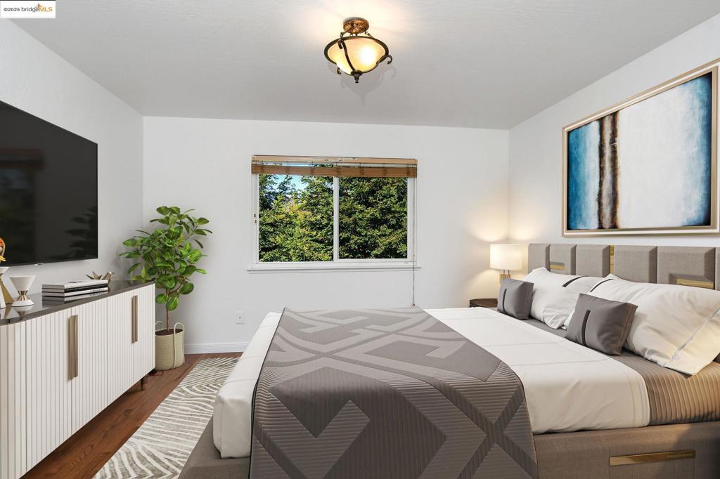 CLAYTON VALLEY - Residential