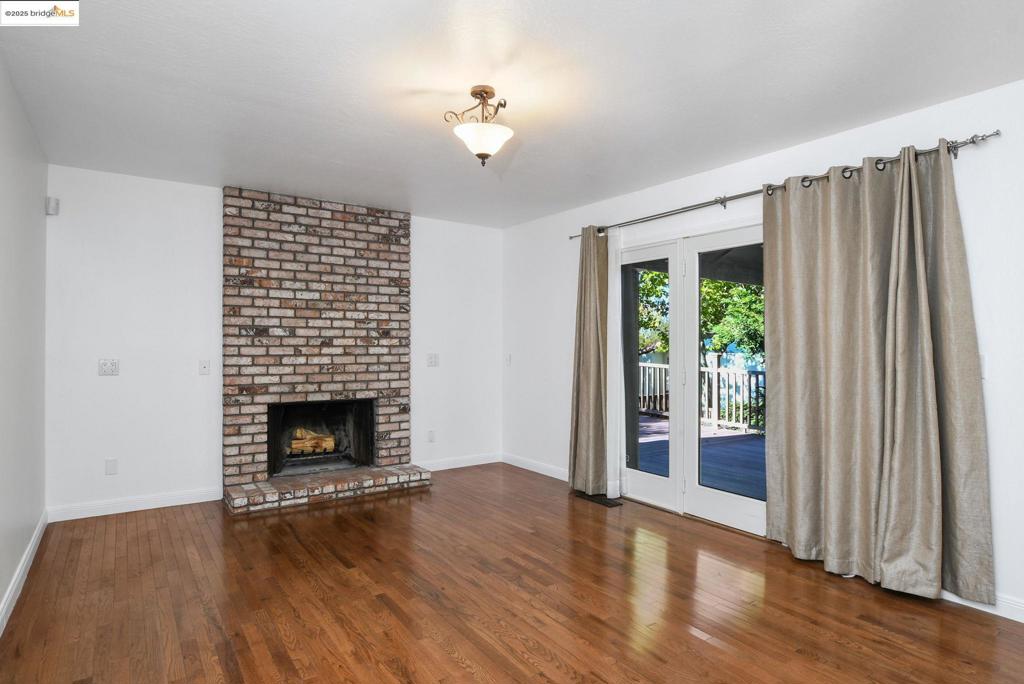 CLAYTON VALLEY - Residential