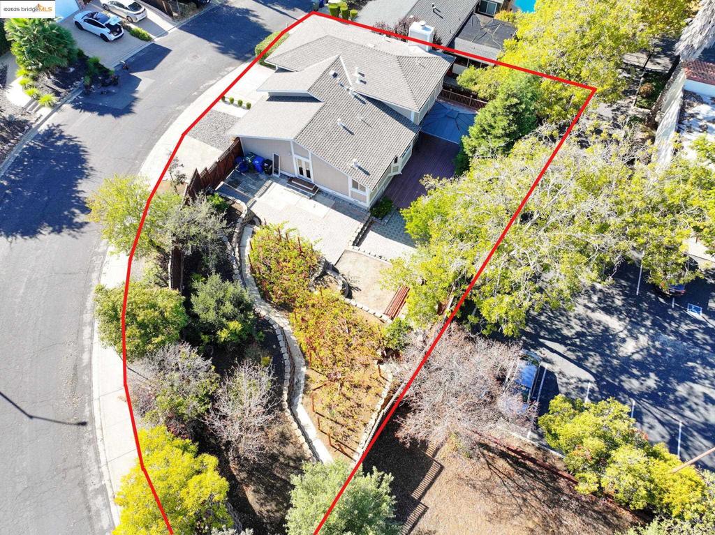 CLAYTON VALLEY - Residential