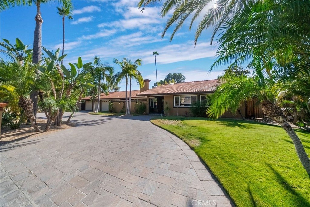 9781 Eastwood