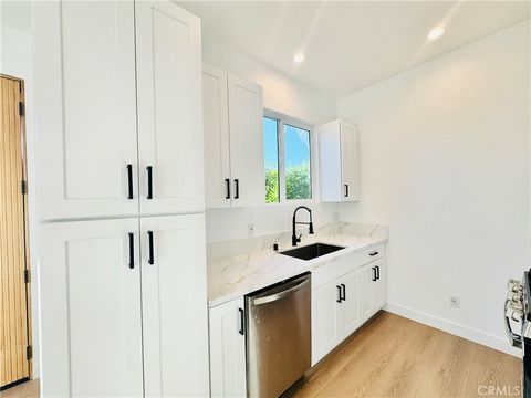 Photo of 6858 1/2 Aura Avenue, Reseda, CA 91335 (MLS # SR25275285)