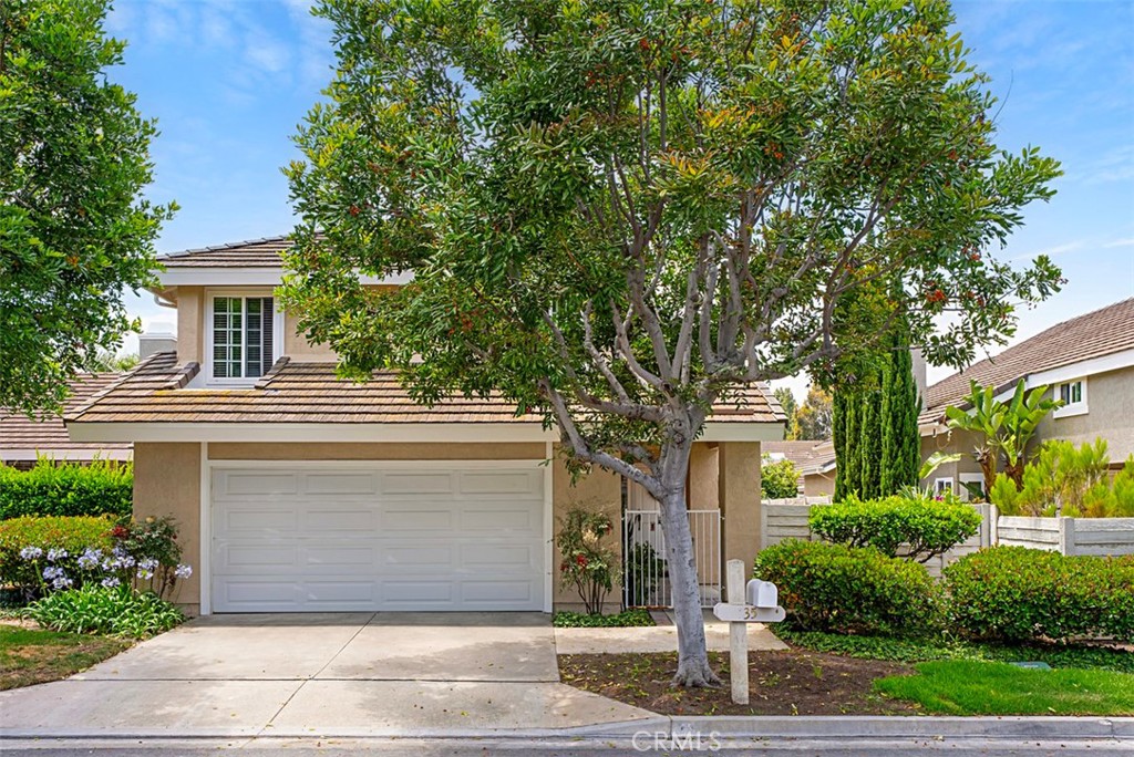 Located in Irvine's highly sought-after Woodbridge community, this spacious detached condo provides 2,092 square feet of thoughtfully designed living space. Featuring 3 generously sized bedrooms and 2.5 bathrooms, this home is perfect for those seeking comfort and convenience. The layout includes a bright living area, a modern kitchen, and a private two-car garage. As part of the Woodbridge community, residents enjoy access to resort-style amenities including lakes, pools, parks, and top-rated Irvine schools. This is a rare leasing opportunity to enjoy the best of Irvine living in a quiet, well-maintained neighborhood.