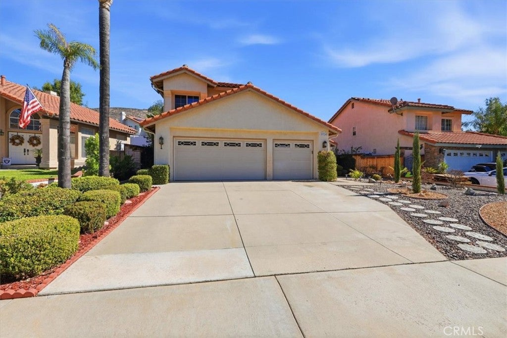 9726 Ripplecreek