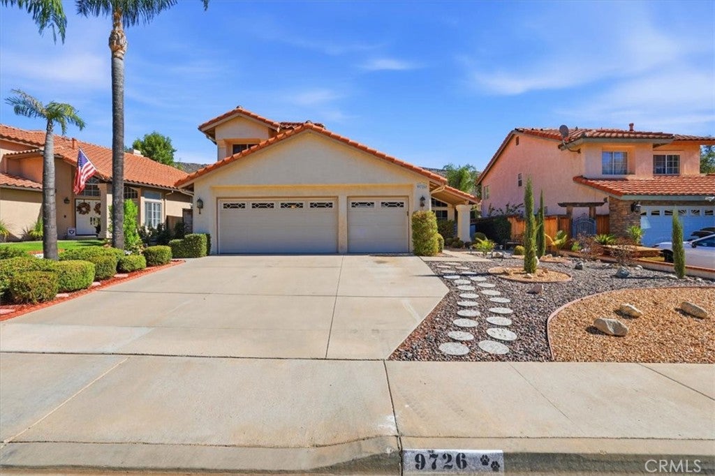 9726 Ripplecreek