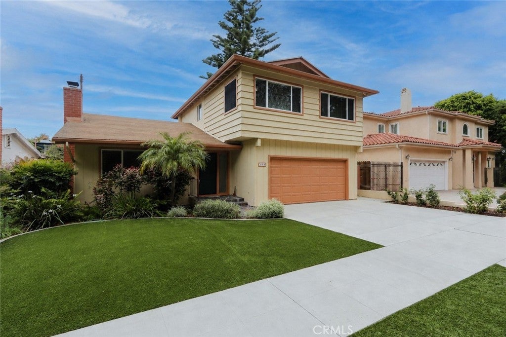 371 Manila AVE