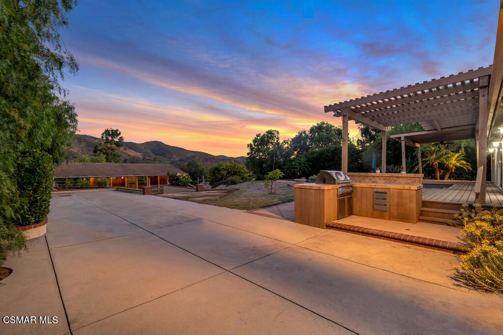 1506 Rambling Road