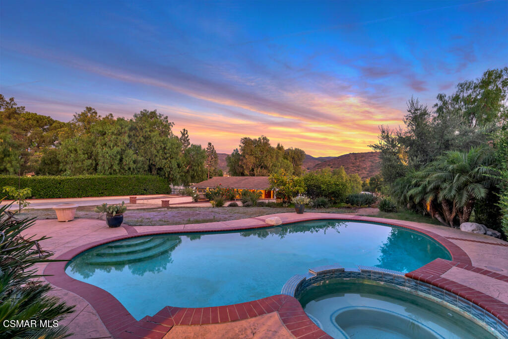 1506 Rambling Road