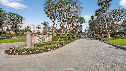 19282 Torreypines Huntington Beach CA 92648