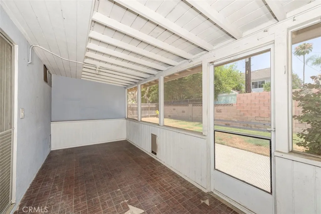 Santa Ana, California 92705, United States, 4 Bedrooms Bedrooms, ,2 BathroomsBathrooms,Residential,Active,174664