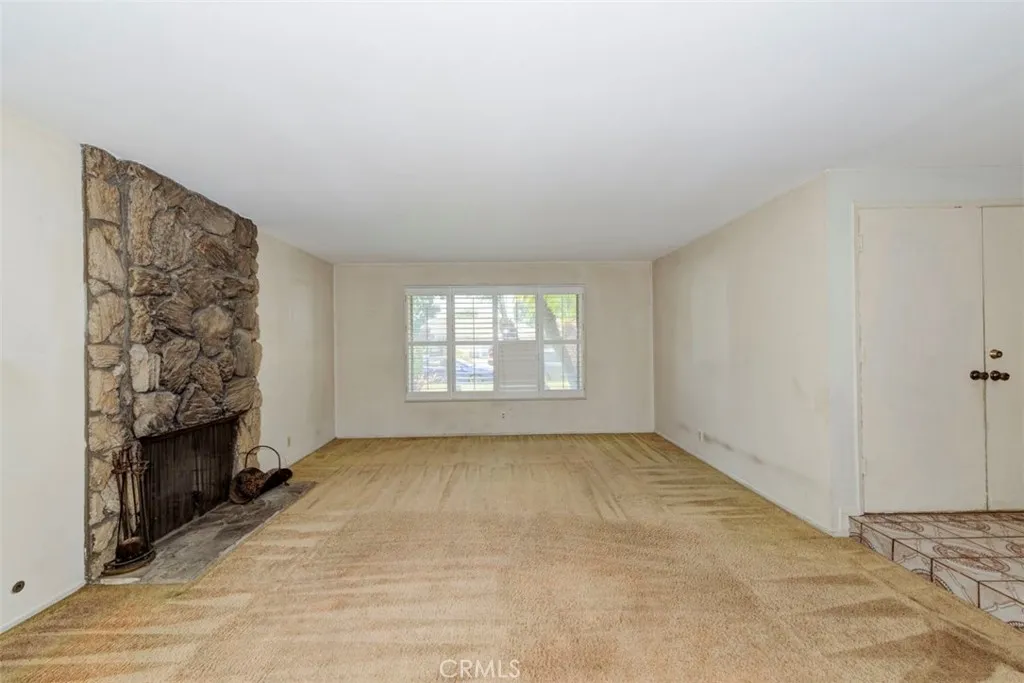 Santa Ana, California 92705, United States, 4 Bedrooms Bedrooms, ,2 BathroomsBathrooms,Residential,Active,174664