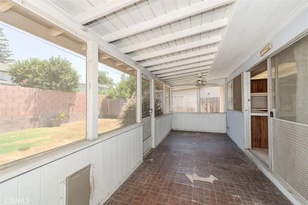 Santa Ana, California 92705, United States, 4 Bedrooms Bedrooms, ,2 BathroomsBathrooms,Residential,Active,174664