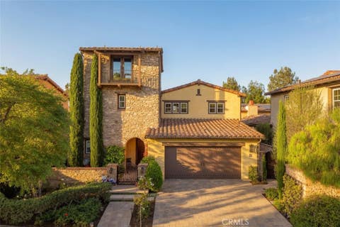 Photo of 31 Portalon Court, Ladera Ranch, CA 92694 (MLS # OC26146125)