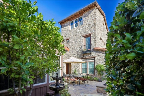 Photo of 31 Portalon Court, Ladera Ranch, CA 92694 (MLS # OC26146125)