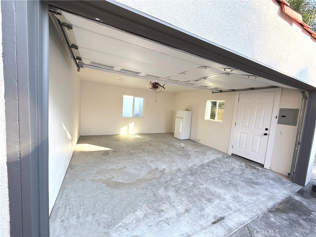 Wilshier Square - Residential