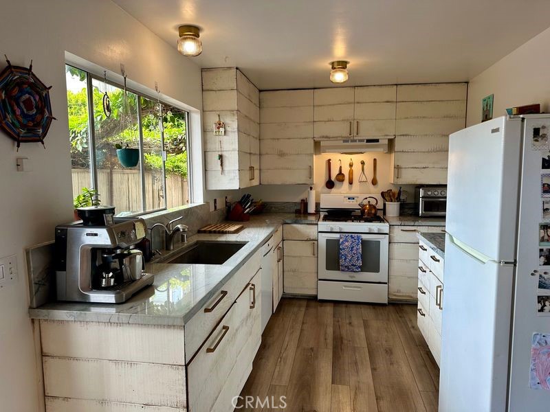 Properties 2 346 Myrtle Street