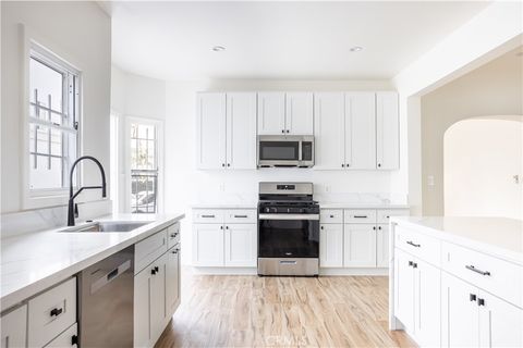 Photo of 740 S Stanley Avenue, Los Angeles, CA 90036 (MLS # SR25256581)