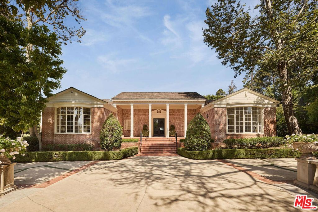 1001 N Crescent Drive