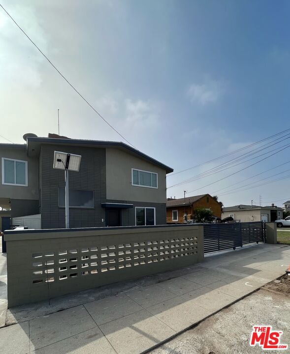 This beautifully renovated property features three spacious 2-bedroom, 2-bathroom units, each offering modern finishes and thoughtful upgrades. Some units include a fireplace and EV charging, along with in-unit laundry and stylish interiors. Fully occupied and income-producing, the property will be sold with tenants in place. Situated just minutes from SOFI Stadium host of the upcoming FIFA World Cup and Olympic Games, this asset is ideally located in one of LA's most dynamic and rapidly evolving neighborhoods. With close proximity to major developments, LAX, the 405 Freeway, and Mid-City, 608 W Hillcrest Blvd offers exceptional convenience and strong long-term investment potential. Property is being sold as-is, without warranties. Buyers are advised to conduct their own due diligence and independent investigations, verify all permits and records with city.