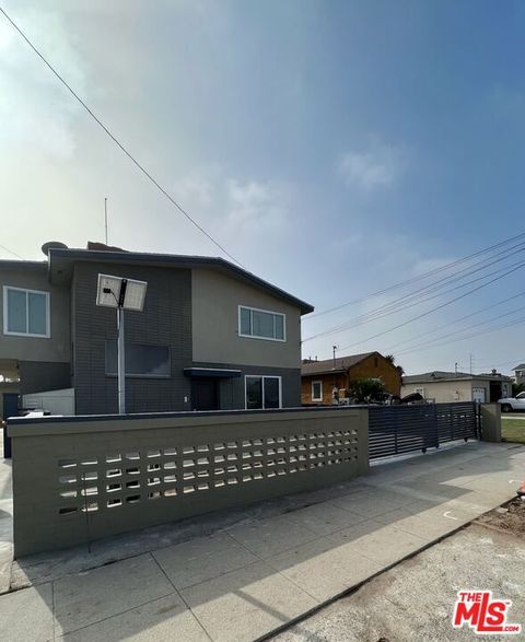 608 W Hillcrest Boulevard Inglewood CA 90301
