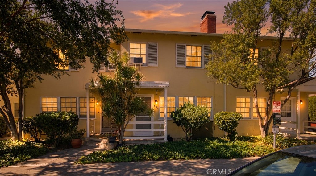 609 Granada Street