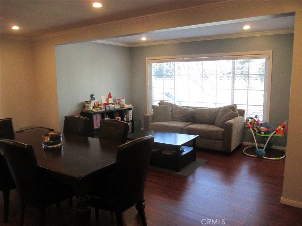 Los Altos/South of Fwy (LSF) - Residential Lease