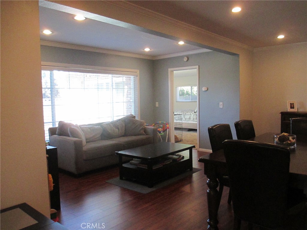 Los Altos/South of Fwy (LSF) - Residential Lease