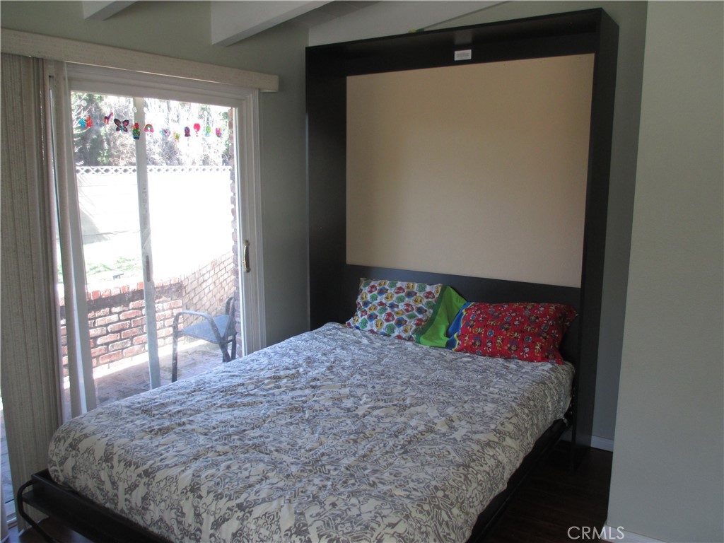 Los Altos/South of Fwy (LSF) - Residential Lease