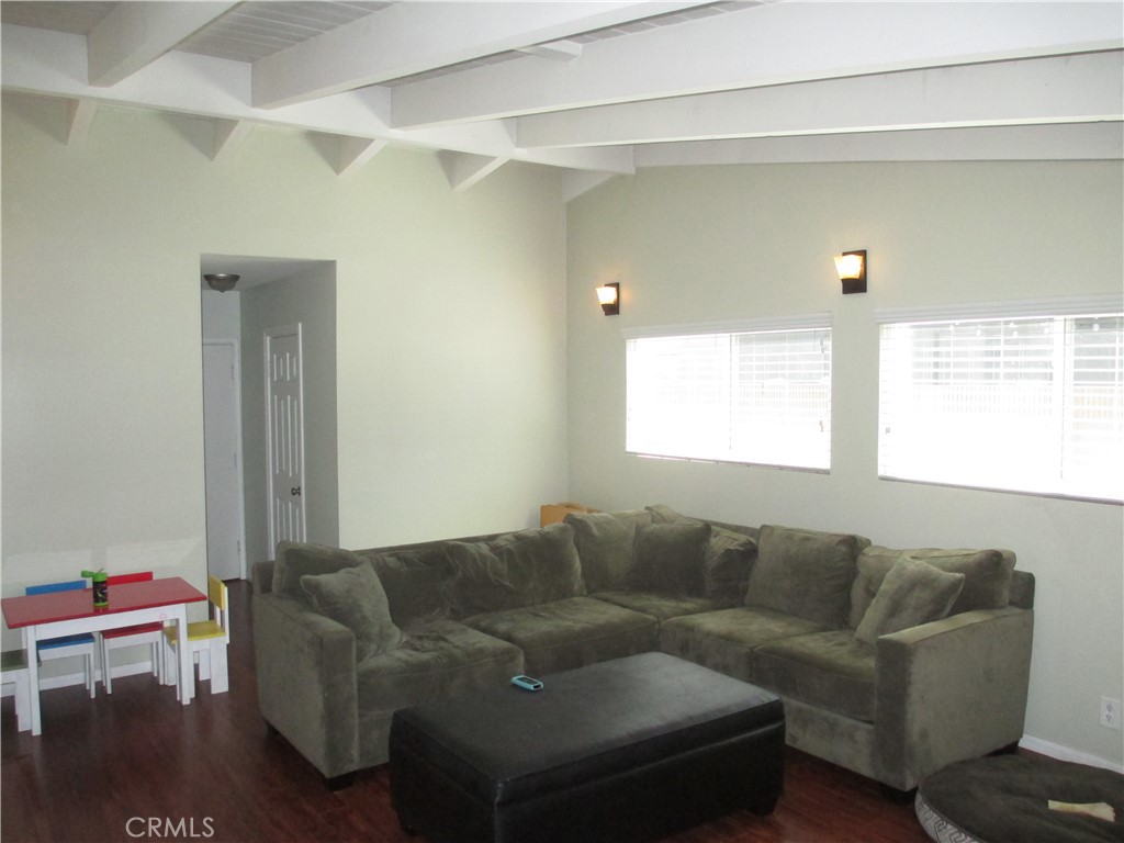 Los Altos/South of Fwy (LSF) - Residential Lease