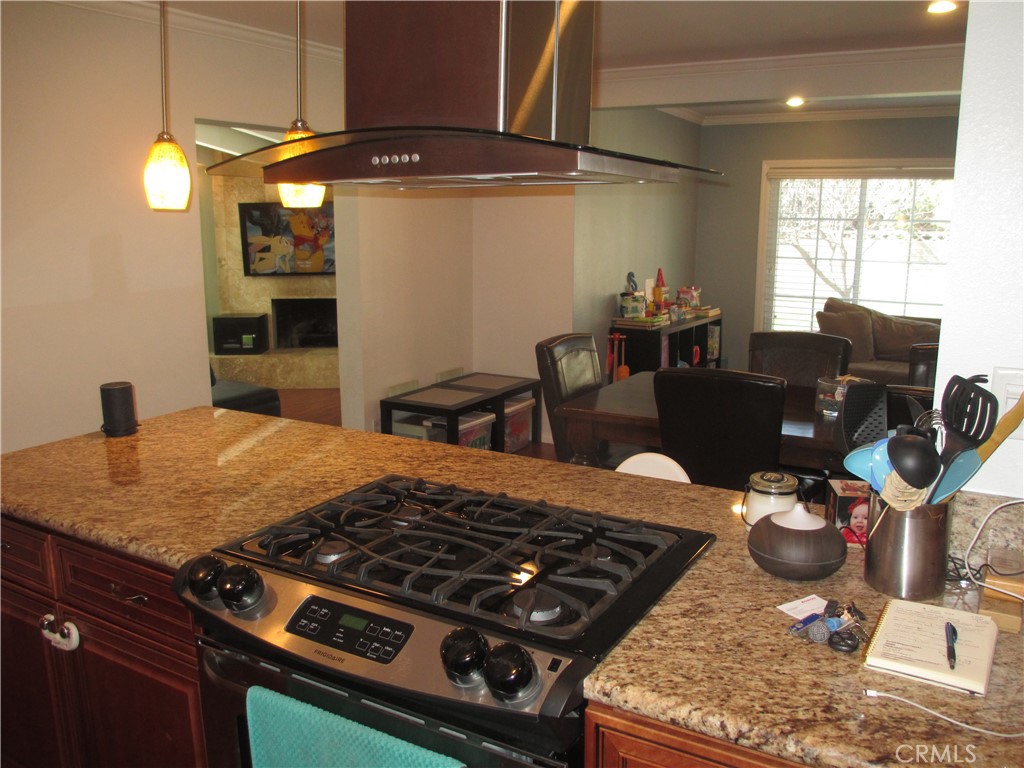 Los Altos/South of Fwy (LSF) - Residential Lease