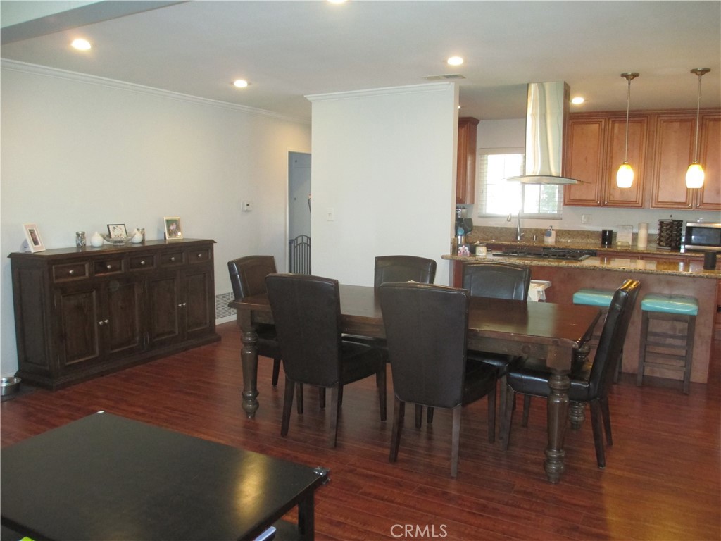 Los Altos/South of Fwy (LSF) - Residential Lease