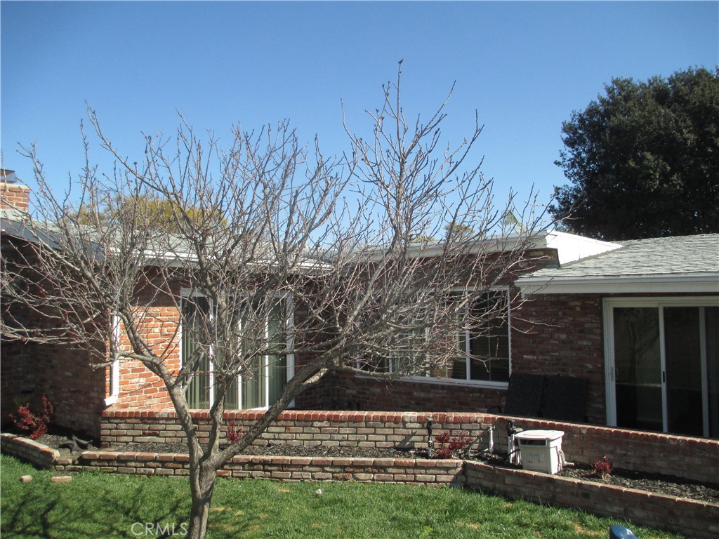 Los Altos/South of Fwy (LSF) - Residential Lease