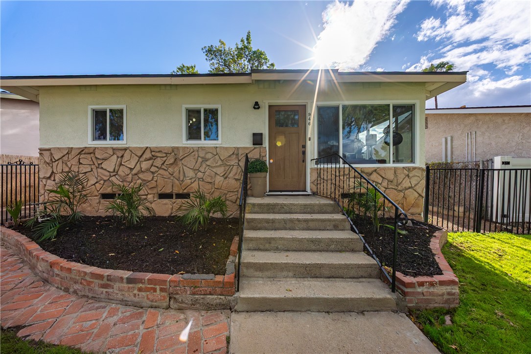 946 Cedar Street