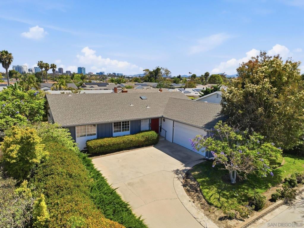 3152 Governor Drive DR