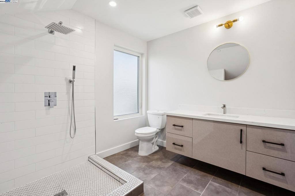 SANTA FE - Residential Income