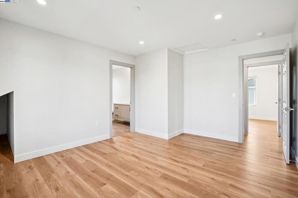 SANTA FE - Residential Income