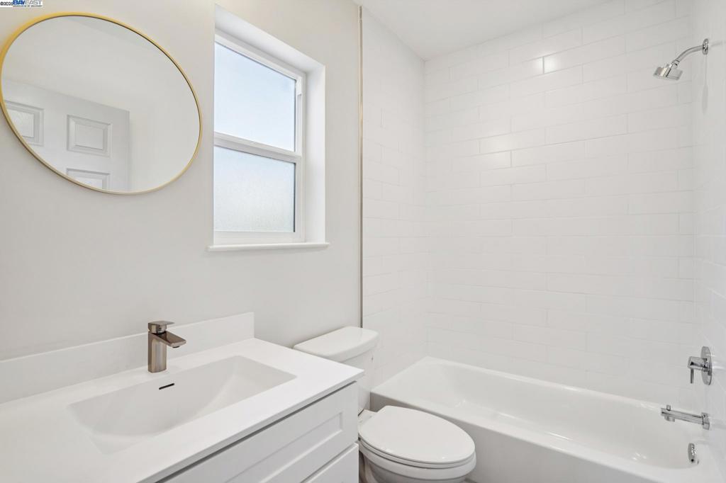 SANTA FE - Residential Income