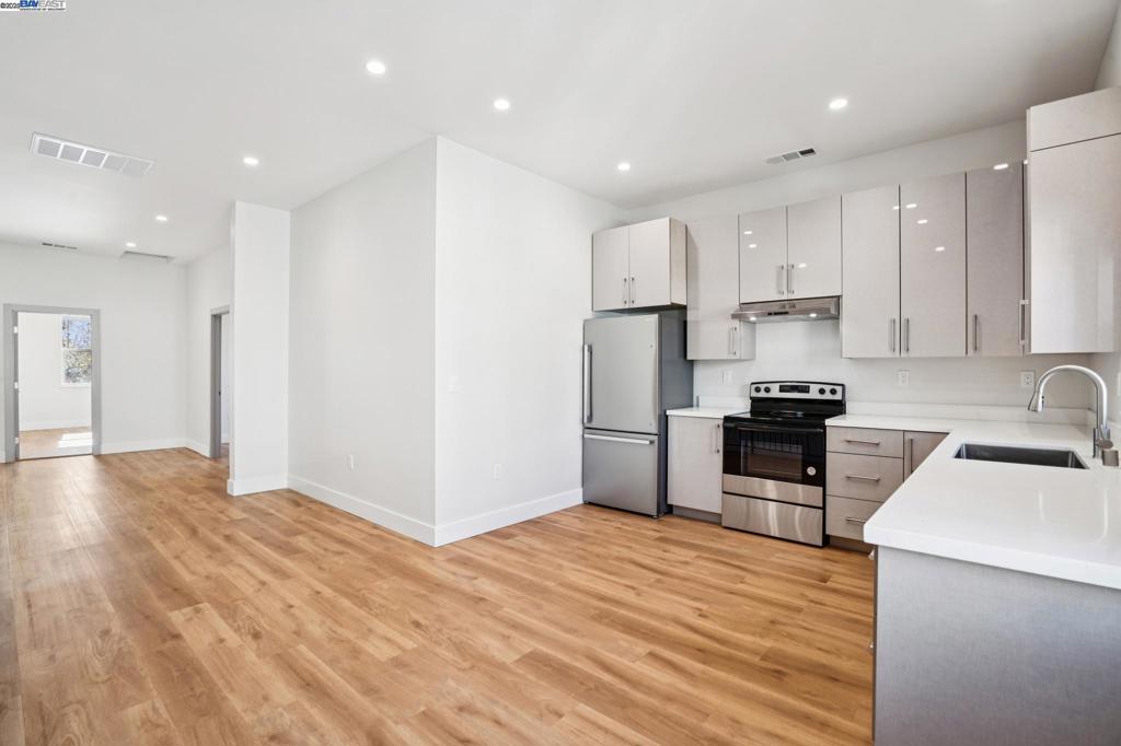 SANTA FE - Residential Income