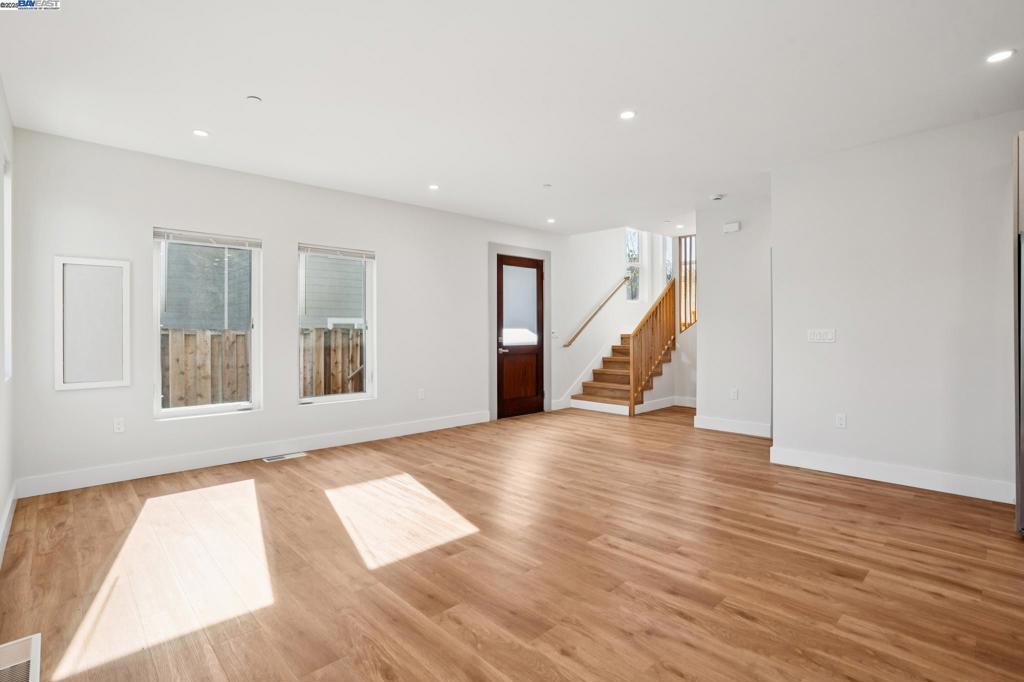 SANTA FE - Residential Income