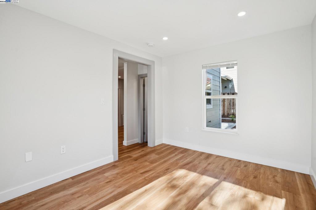 SANTA FE - Residential Income