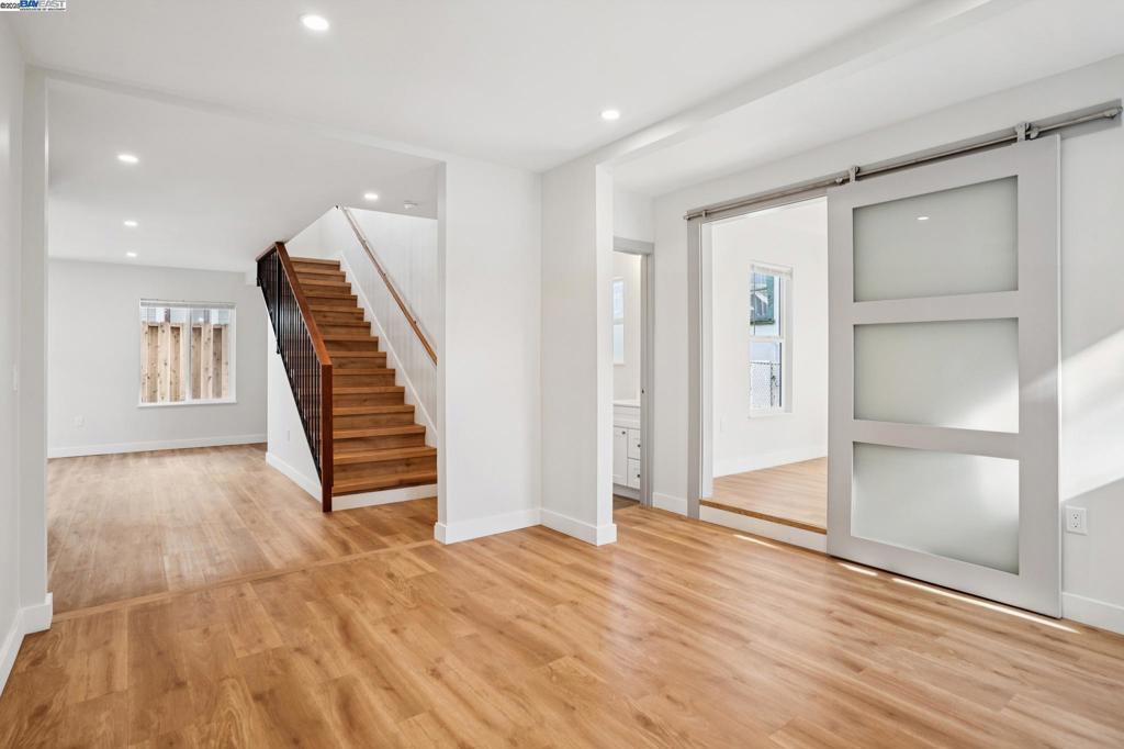 SANTA FE - Residential Income