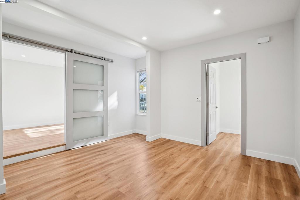 SANTA FE - Residential Income