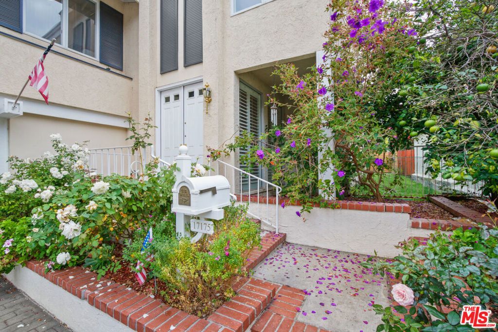 Photo of 17175 Avenida De Santa Ynez, Pacific Palisades, CA 90272 (MLS # 25562045)