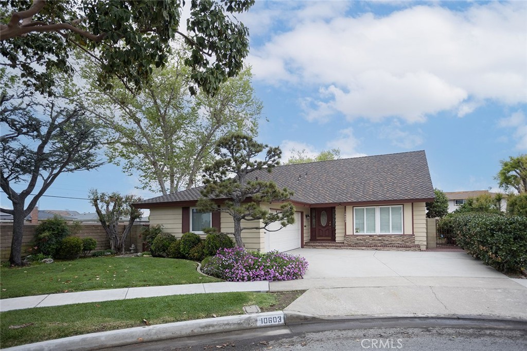 10603 Destino Circle