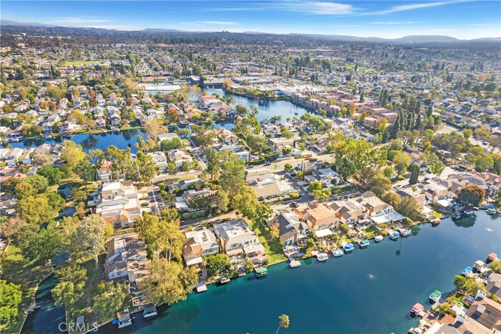 Lake Forest Keys (LK) - Residential