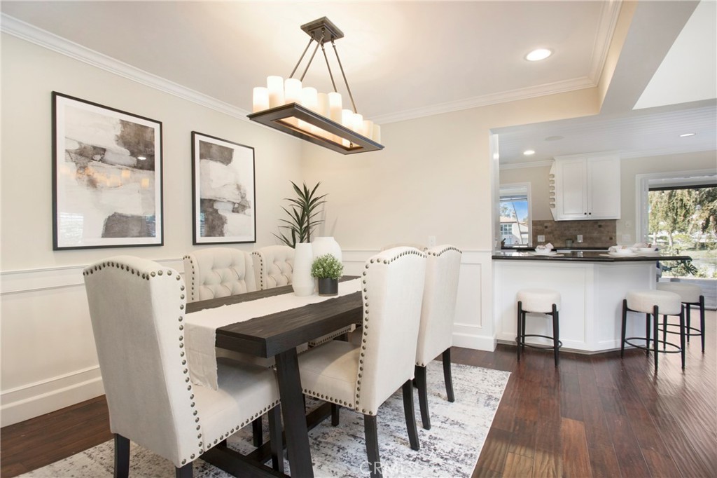 Lake Forest Keys (LK) - Residential