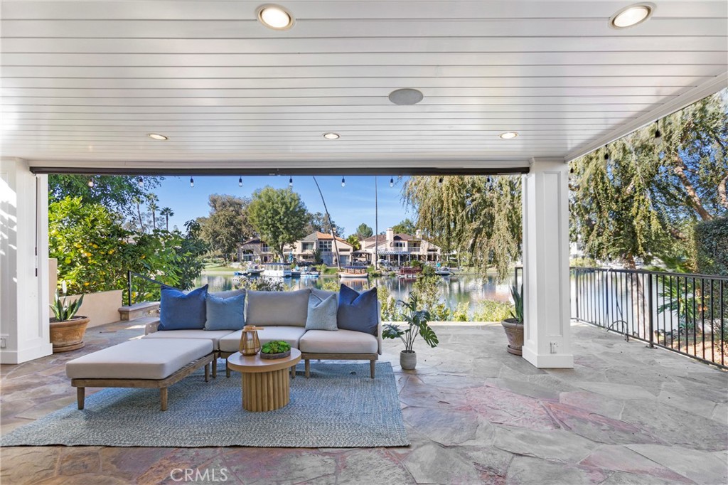 Lake Forest Keys (LK) - Residential