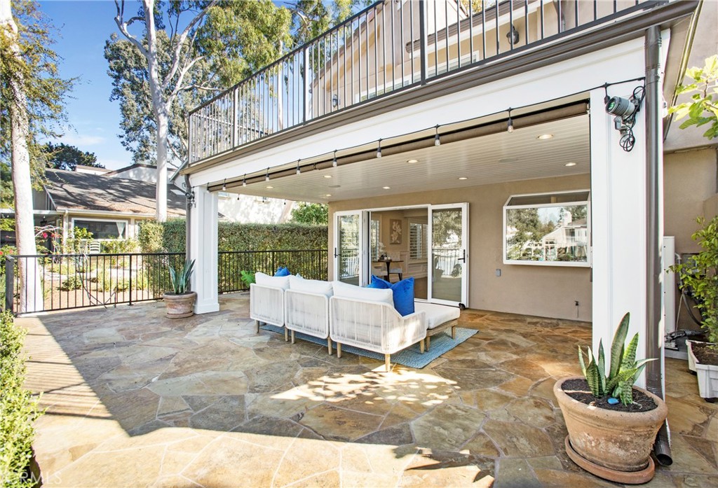 Lake Forest Keys (LK) - Residential