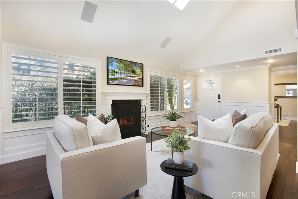 Lake Forest Keys (LK) - Residential